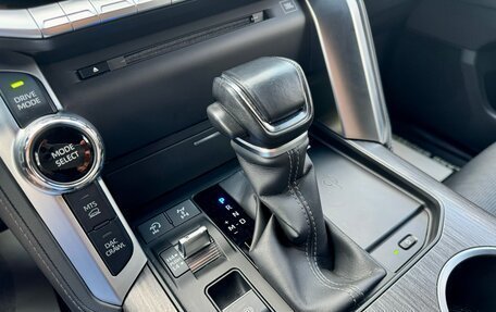 Toyota Land Cruiser, 2021 год, 9 390 000 рублей, 35 фотография