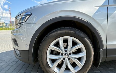 Volkswagen Tiguan II, 2018 год, 2 380 000 рублей, 10 фотография