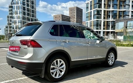 Volkswagen Tiguan II, 2018 год, 2 380 000 рублей, 7 фотография
