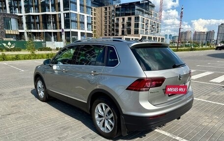 Volkswagen Tiguan II, 2018 год, 2 380 000 рублей, 5 фотография