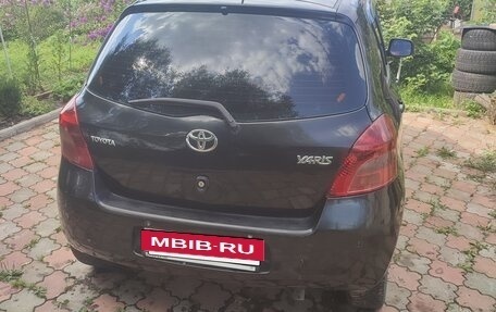 Toyota Yaris III рестайлинг, 2006 год, 477 000 рублей, 6 фотография