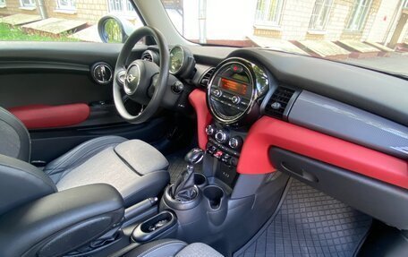 MINI Hatch, 2015 год, 1 550 000 рублей, 21 фотография