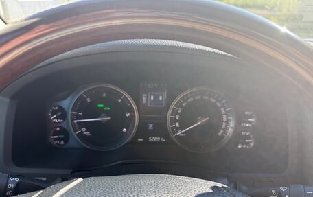 Toyota Land Cruiser 200, 2015 год, 6 800 000 рублей, 7 фотография