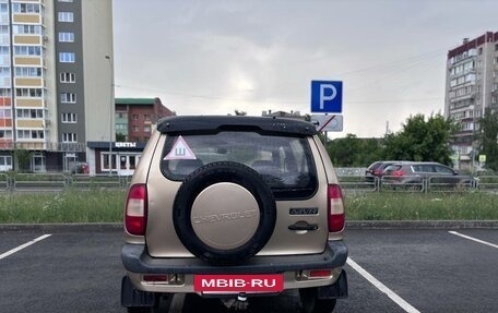 Chevrolet Niva I рестайлинг, 2005 год, 270 000 рублей, 2 фотография