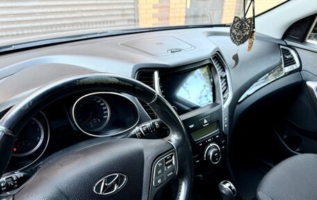 Hyundai Santa Fe III рестайлинг, 2012 год, 1 700 000 рублей, 10 фотография