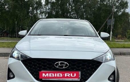 Hyundai Solaris II рестайлинг, 2020 год, 1 350 000 рублей, 5 фотография