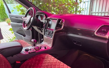 Jeep Grand Cherokee, 2014 год, 2 990 000 рублей, 15 фотография