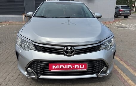 Toyota Camry, 2015 год, 2 150 000 рублей, 2 фотография