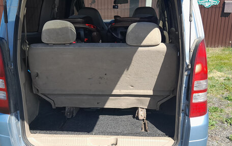 Nissan Serena II, 2002 год, 580 000 рублей, 12 фотография