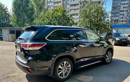 Toyota Highlander III, 2014 год, 3 350 000 рублей, 3 фотография