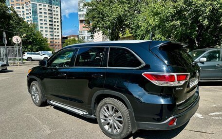 Toyota Highlander III, 2014 год, 3 350 000 рублей, 6 фотография