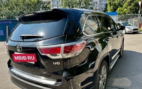 Toyota Highlander III, 2014 год, 3 350 000 рублей, 14 фотография