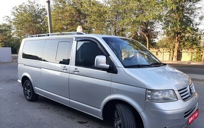 Volkswagen Caravelle T5, 2005 год, 1 580 000 рублей, 1 фотография