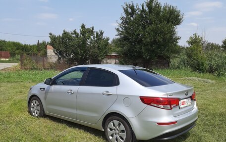 KIA Rio III рестайлинг, 2015 год, 870 000 рублей, 2 фотография