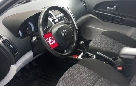 KIA cee'd I рестайлинг, 2009 год, 700 000 рублей, 9 фотография