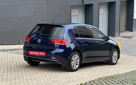 Volkswagen Golf VII, 2018 год, 1 790 000 рублей, 2 фотография