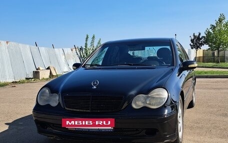 Mercedes-Benz C-Класс, 2000 год, 700 000 рублей, 2 фотография