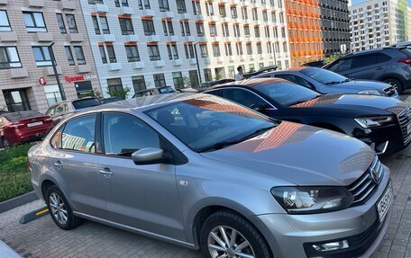 Volkswagen Polo VI (EU Market), 2017 год, 1 250 000 рублей, 2 фотография