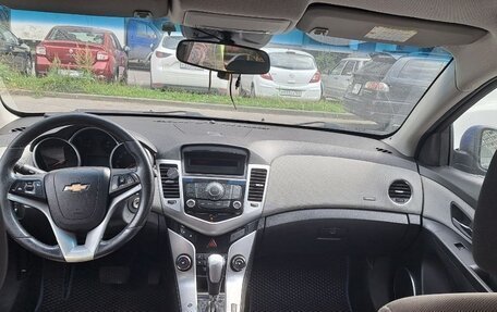 Chevrolet Cruze II, 2011 год, 600 000 рублей, 11 фотография