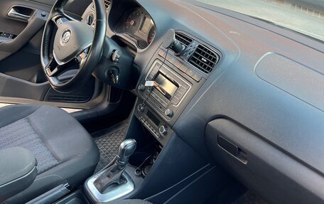 Volkswagen Polo VI (EU Market), 2017 год, 1 250 000 рублей, 9 фотография
