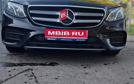 Mercedes-Benz E-Класс, 2019 год, 2 840 000 рублей, 2 фотография