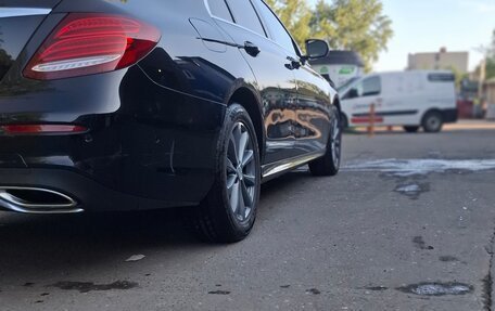 Mercedes-Benz E-Класс, 2019 год, 2 840 000 рублей, 5 фотография