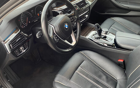 BMW 5 серия, 2019 год, 2 850 000 рублей, 15 фотография
