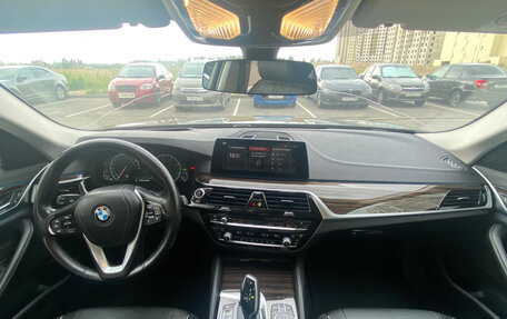 BMW 5 серия, 2019 год, 2 850 000 рублей, 14 фотография