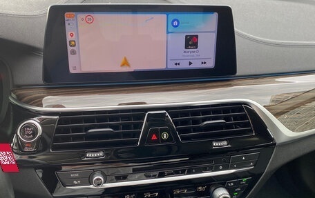 BMW 5 серия, 2019 год, 2 850 000 рублей, 23 фотография