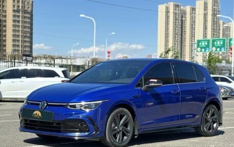 Volkswagen Golf VIII, 2021 год, 1 850 000 рублей, 1 фотография