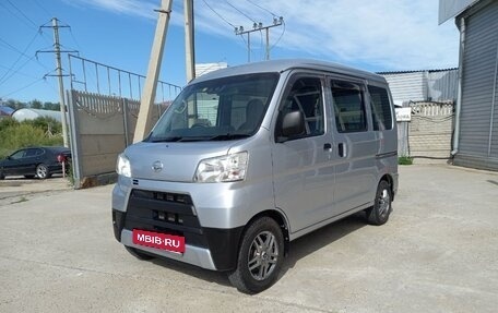 Daihatsu Hijet X, 2019 год, 699 900 рублей, 2 фотография