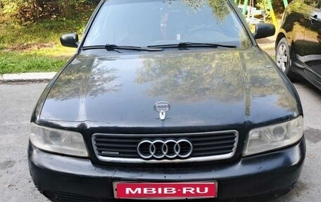 Audi A4, 1999 год, 380 000 рублей, 1 фотография