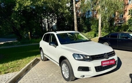 Volkswagen Touareg III, 2013 год, 2 700 000 рублей, 1 фотография