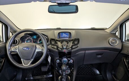 Ford Fiesta, 2015 год, 1 075 000 рублей, 14 фотография