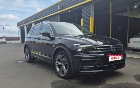Volkswagen Tiguan II, 2019 год, 2 900 000 рублей, 3 фотография