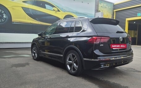 Volkswagen Tiguan II, 2019 год, 2 900 000 рублей, 6 фотография