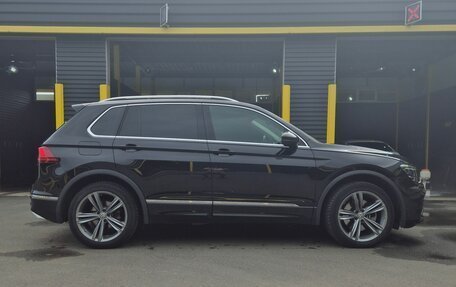 Volkswagen Tiguan II, 2019 год, 2 900 000 рублей, 7 фотография