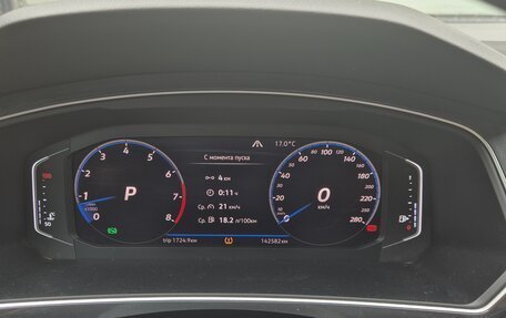 Volkswagen Tiguan II, 2019 год, 2 900 000 рублей, 11 фотография
