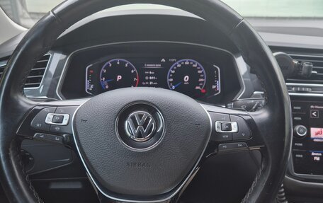 Volkswagen Tiguan II, 2019 год, 2 900 000 рублей, 12 фотография