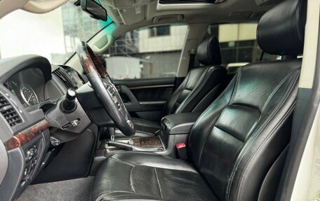 Toyota Land Cruiser 200, 2012 год, 2 975 000 рублей, 8 фотография