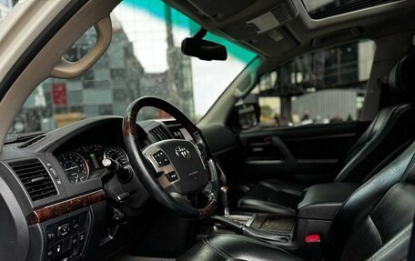Toyota Land Cruiser 200, 2012 год, 2 975 000 рублей, 7 фотография
