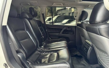 Toyota Land Cruiser 200, 2012 год, 2 975 000 рублей, 12 фотография
