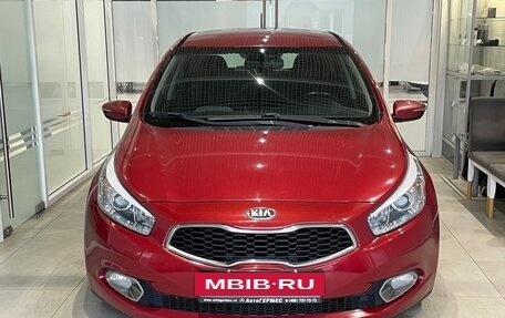 KIA cee'd III, 2013 год, 977 000 рублей, 2 фотография
