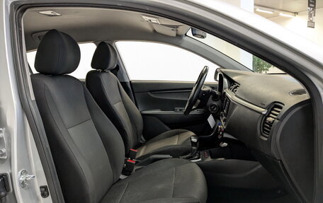 KIA Rio IV, 2021 год, 1 035 000 рублей, 23 фотография