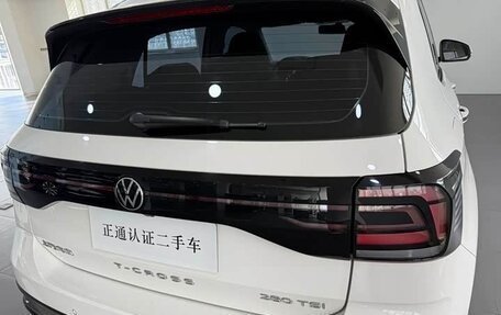 Volkswagen T-Cross I, 2022 год, 1 350 000 рублей, 6 фотография