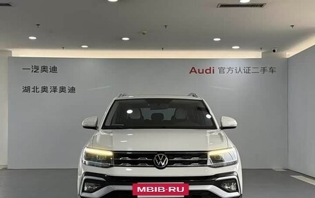 Volkswagen T-Cross I, 2022 год, 1 350 000 рублей, 2 фотография