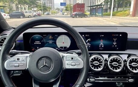 Mercedes-Benz CLA, 2022 год, 2 300 000 рублей, 9 фотография