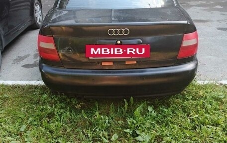 Audi A4, 1999 год, 380 000 рублей, 3 фотография