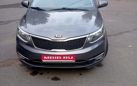 KIA Rio III рестайлинг, 2015 год, 1 048 000 рублей, 2 фотография