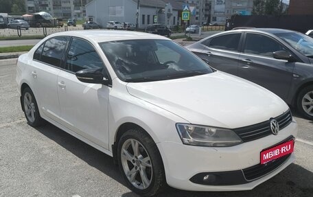 Volkswagen Jetta VI, 2012 год, 750 000 рублей, 1 фотография